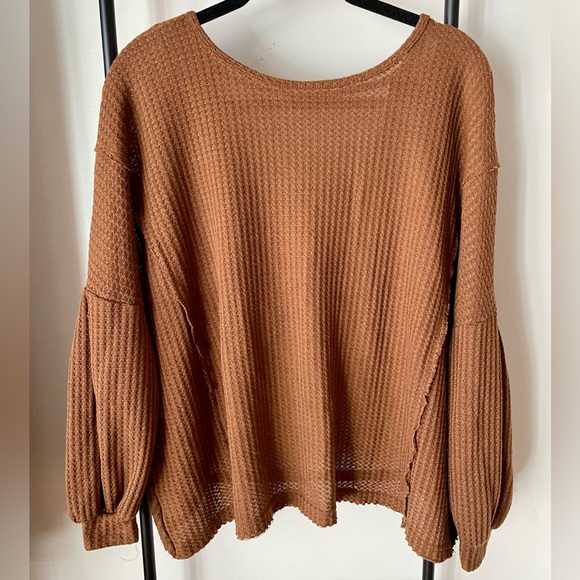 Open Back Waffle Knit Top size Medium - Picture 2 of 12